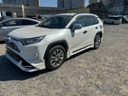 Toyota Rav4, 2021 5