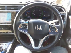 HONDA SHUTTLE HYBRID X 5