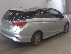 HONDA SHUTTLE HYBRID X 3
